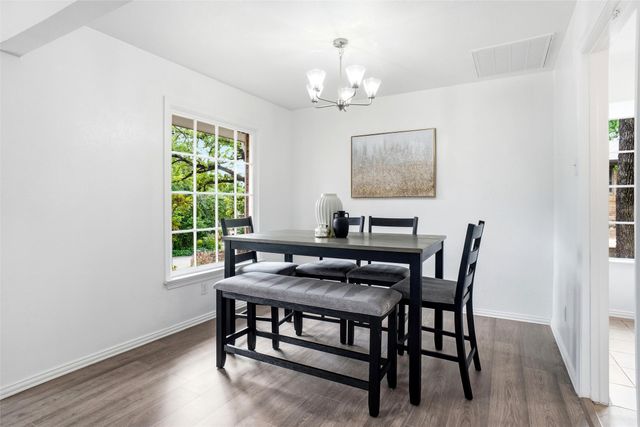 2907 Lakeshore Court, Arlington, TX 76013