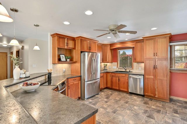 9032 N Regent ROAD, Bayside, WI 53217