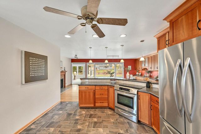 9032 N Regent ROAD, Bayside, WI 53217