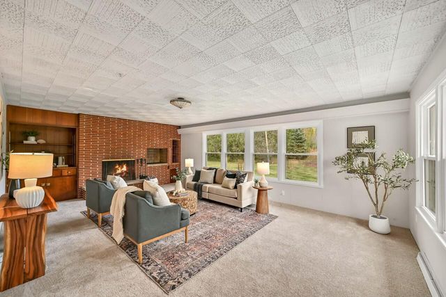 9032 N Regent ROAD, Bayside, WI 53217