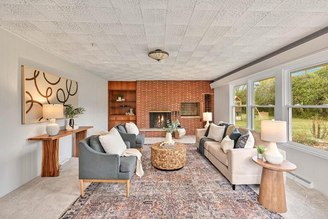 9032 N Regent ROAD, Bayside, WI 53217