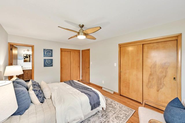 9032 N Regent ROAD, Bayside, WI 53217