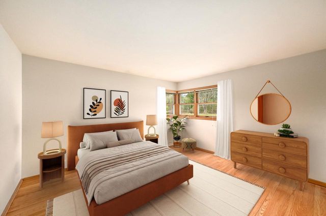 9032 N Regent ROAD, Bayside, WI 53217