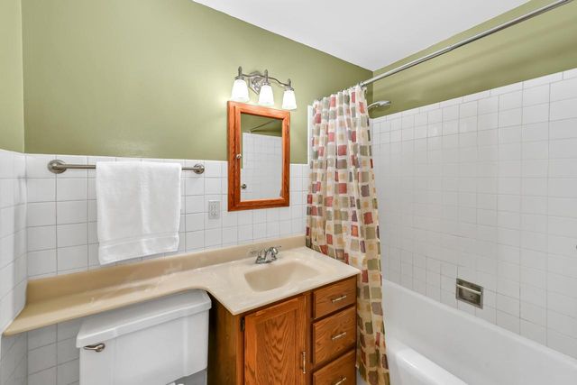 9032 N Regent ROAD, Bayside, WI 53217