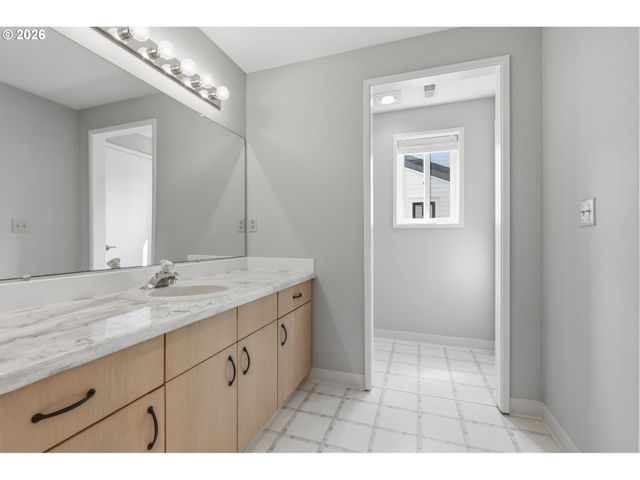 3300 Ne 164TH St K1, Ridgefield, WA 98642