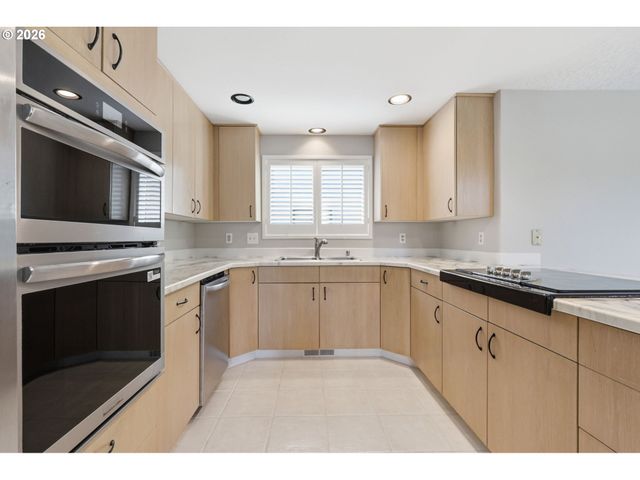 3300 Ne 164TH St K1, Ridgefield, WA 98642