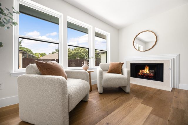 6415 Barkwood Lane, Dallas, TX 75248