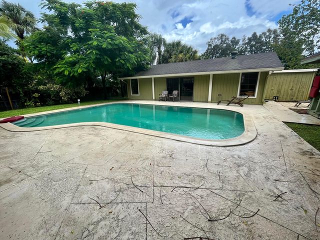 4949 Belvedere Road Cottage, West Palm Beach, FL 33415