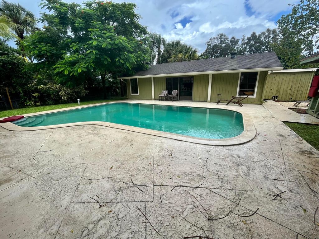 4949 Belvedere Road Cottage, West Palm Beach, FL 33415