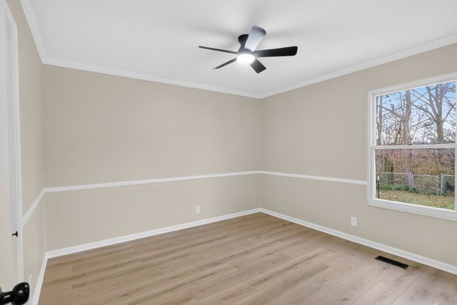 1233 Jacksons Hill Rd, Hermitage, TN 37076