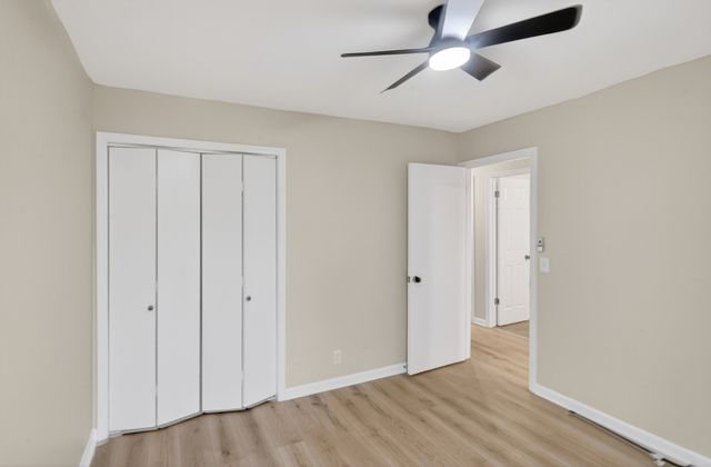 1233 Jacksons Hill Rd, Hermitage, TN 37076