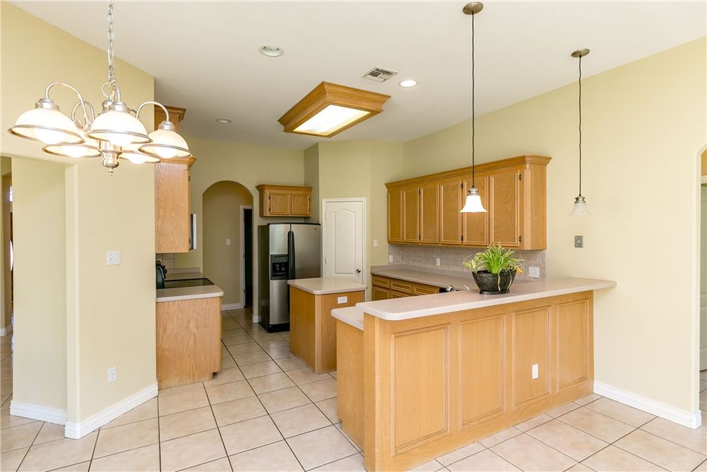 8209 Tango, Corpus Christi, TX 78414 — photo 4