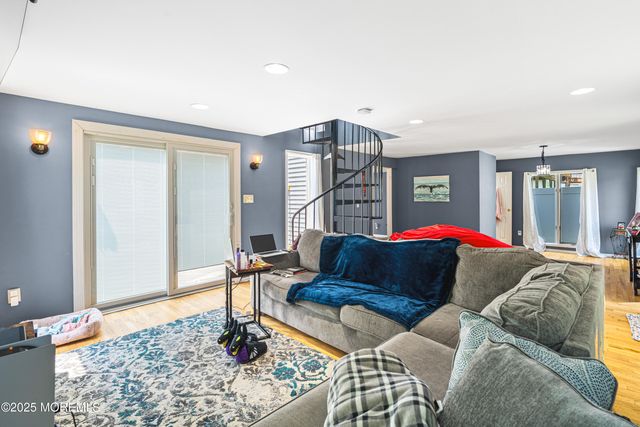 76 Woodland Drive, Keyport, NJ 07735