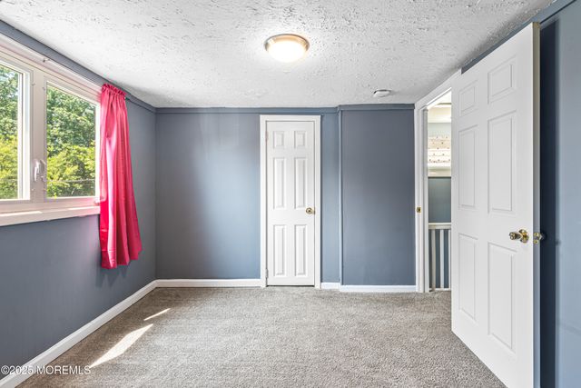 76 Woodland Drive, Keyport, NJ 07735