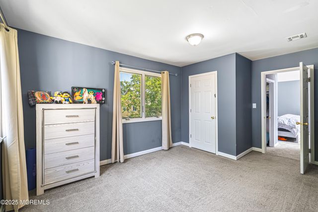 76 Woodland Drive, Keyport, NJ 07735