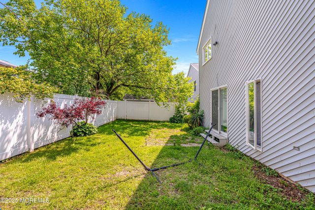 76 Woodland Drive, Keyport, NJ 07735