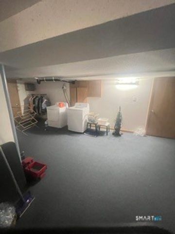 35 Circle Drive, Enfield, CT 06082