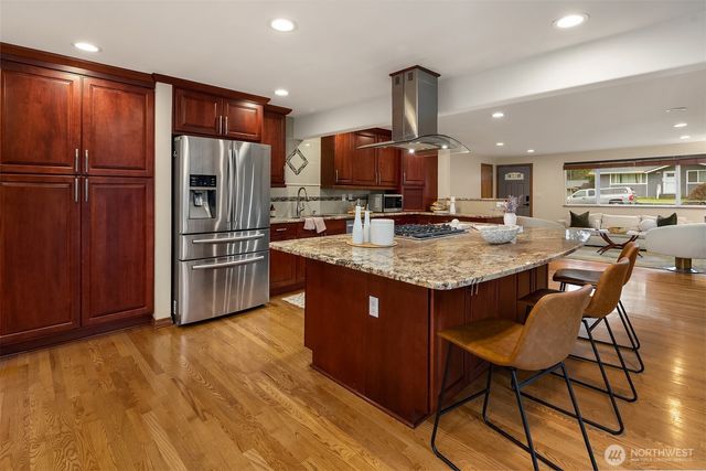 4522 182nd Place SW, Lynnwood, WA 98037