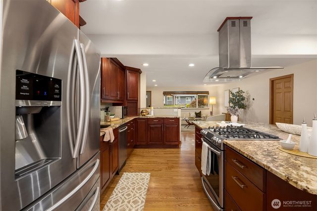 4522 182nd Place SW, Lynnwood, WA 98037