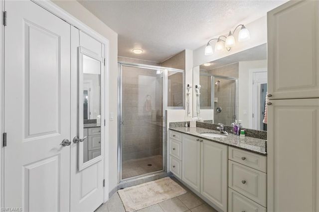 2825 Palm Beach BLVD 203, Fort Myers, FL 33916