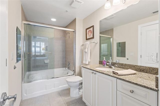 2825 Palm Beach BLVD 203, Fort Myers, FL 33916