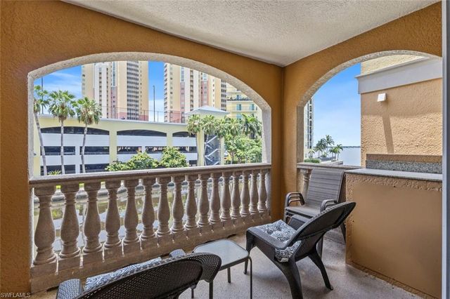 2825 Palm Beach BLVD 203, Fort Myers, FL 33916