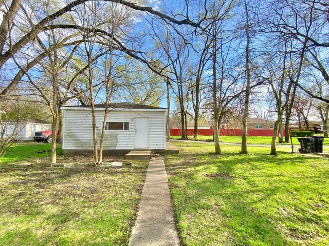 306 CALUMET Boulevard, Harvey, IL 60426
