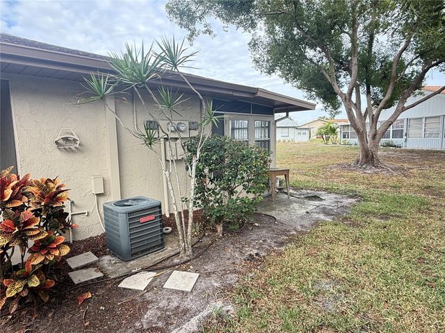 407 FELTHAM TRAIL UNIT B 48, Sun City Center, FL 33573