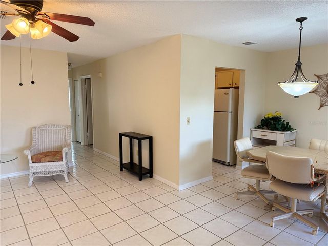 407 FELTHAM TRAIL UNIT B 48, Sun City Center, FL 33573