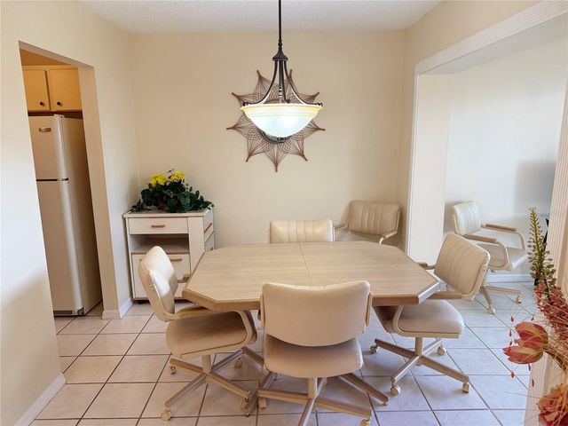 407 FELTHAM TRAIL UNIT B 48, Sun City Center, FL 33573