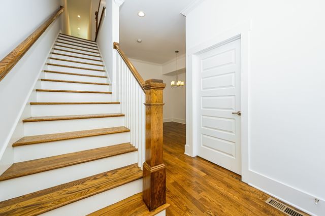 341 Edwin St Unit B, Nashville, TN 37207