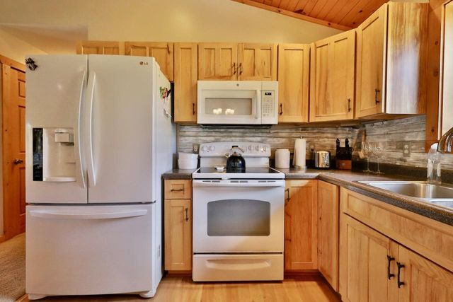 238 10th Avenue, Nekoosa, WI 54457
