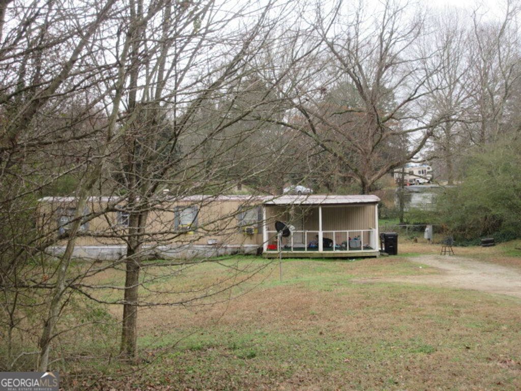 140 Millers Mill Road, Stockbridge, GA 30281