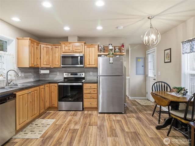 50 SE Foxglove Court, Shelton, WA 98584