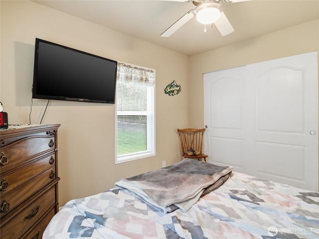 50 SE Foxglove Court, Shelton, WA 98584