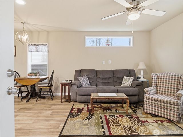 50 SE Foxglove Court, Shelton, WA 98584