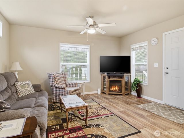 50 SE Foxglove Court, Shelton, WA 98584