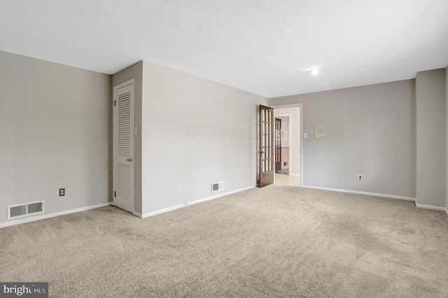 3716 N VERNON ST, Arlington, VA 22207