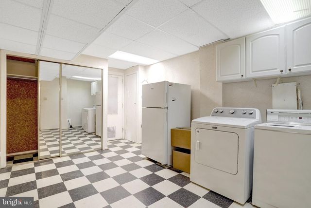 3716 N VERNON ST, Arlington, VA 22207