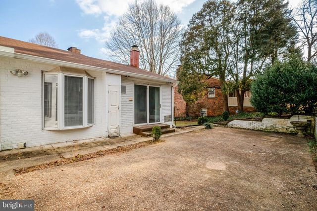 3716 N VERNON ST, Arlington, VA 22207