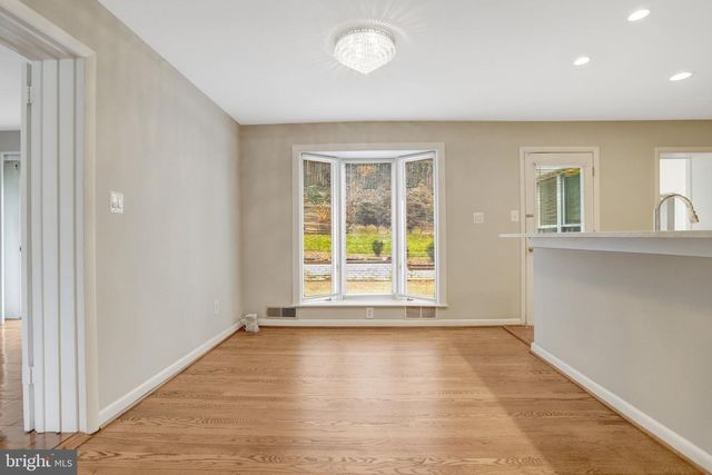 3716 N VERNON ST, Arlington, VA 22207