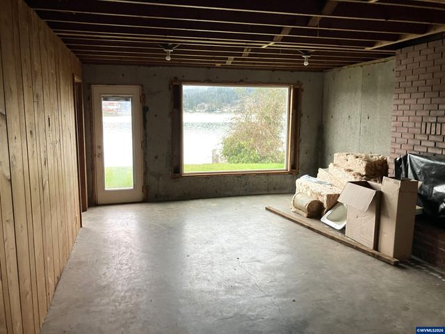 3401 NE Yacht Av, Lincoln City, OR 97367