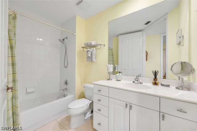 400 Flagship DR 902, Naples, FL 34108