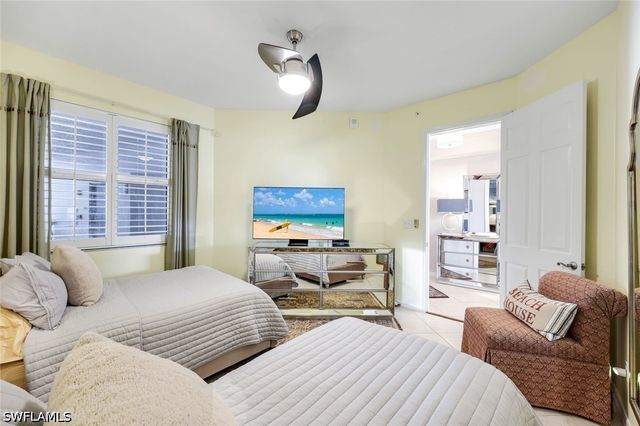 400 Flagship DR 902, Naples, FL 34108