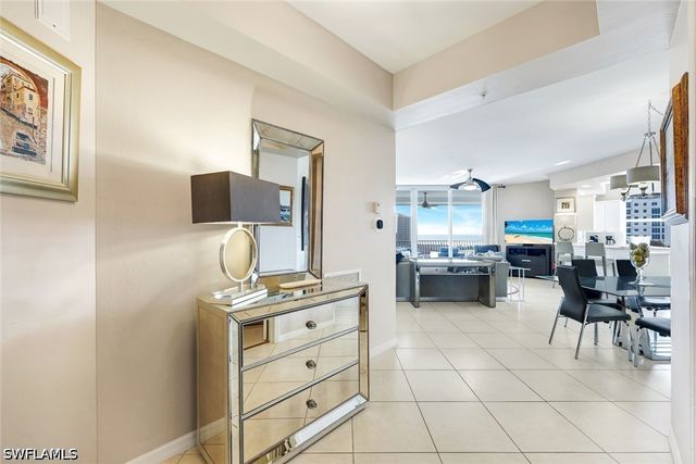 400 Flagship DR 902, Naples, FL 34108