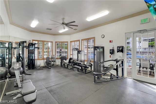 400 Flagship DR 902, Naples, FL 34108