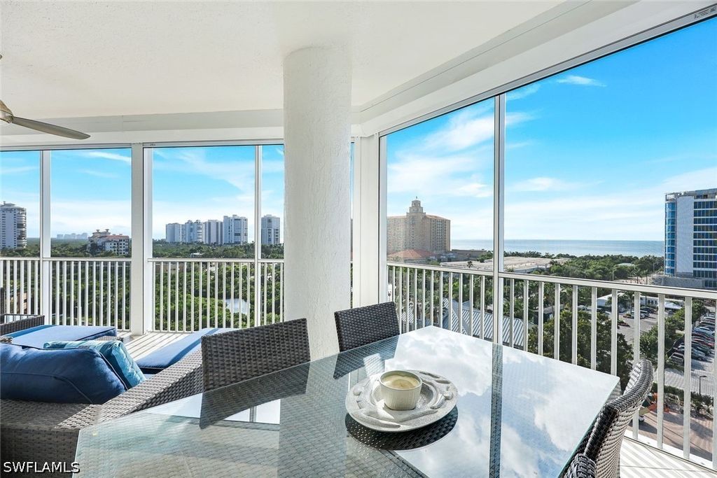 400 Flagship DR 902, Naples, FL 34108