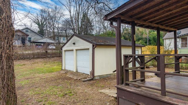 3301 W 7th Street, Little Rock, AR 72205