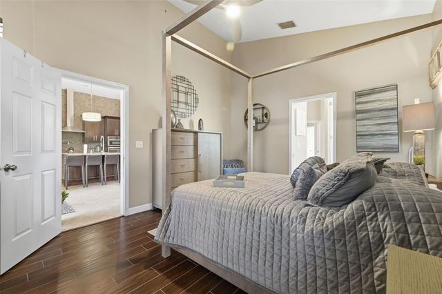 1754 WOOD BROOK STREET, Tarpon Springs, FL 34689