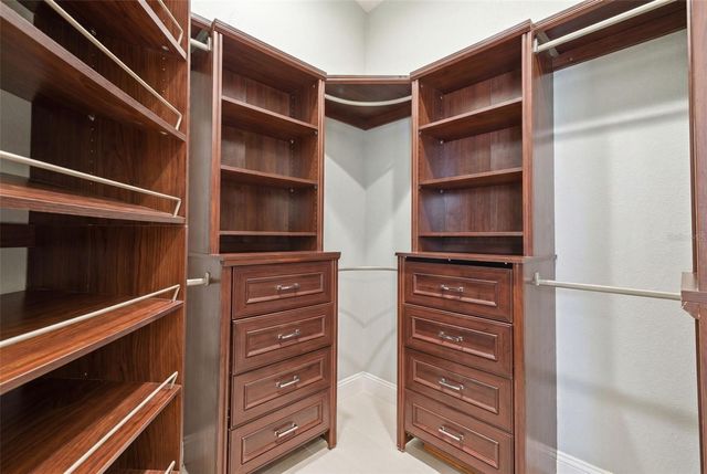 1754 WOOD BROOK STREET, Tarpon Springs, FL 34689